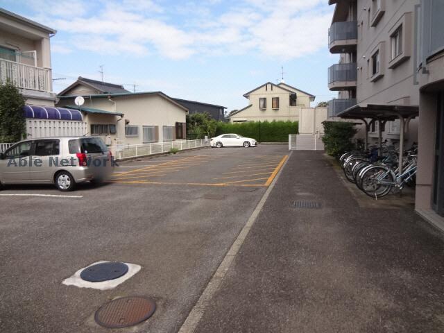 サンパーク柏原の物件外観写真