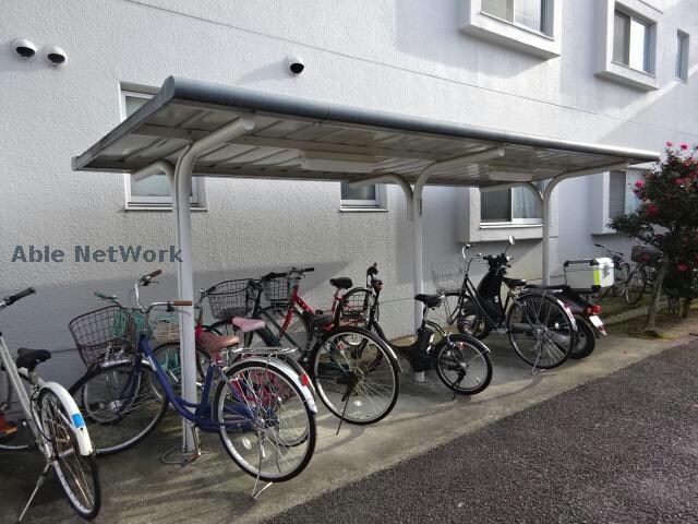 サンパーク柏原の物件外観写真