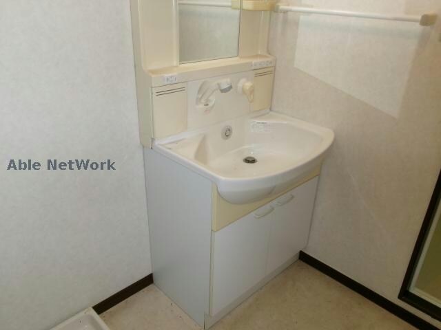 フリーデン柏原の物件内観写真