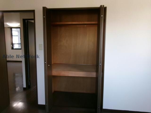 フリーデン柏原の物件内観写真