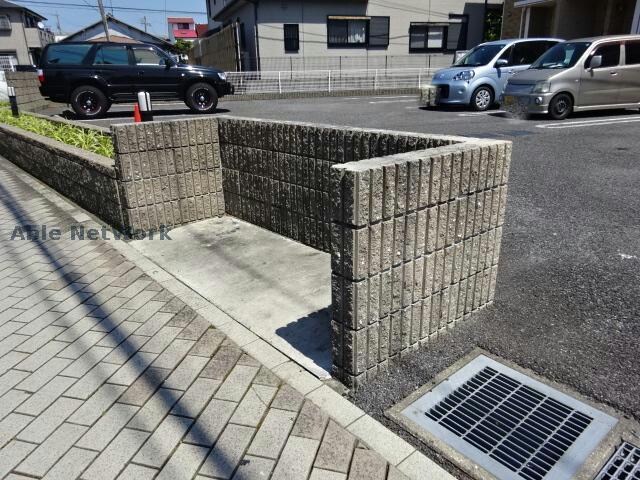 サンメゾンⅠの物件外観写真