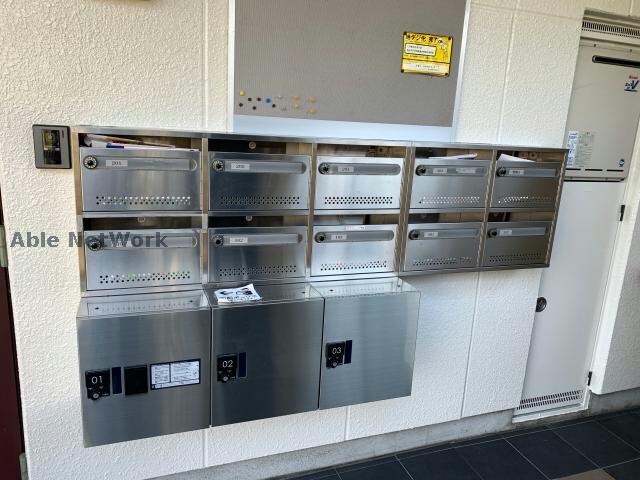 いずみハイツの物件外観写真