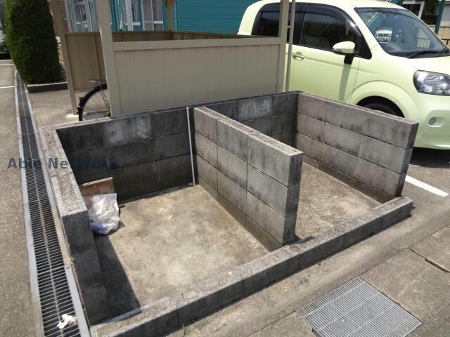 シティハイツ東川の物件外観写真