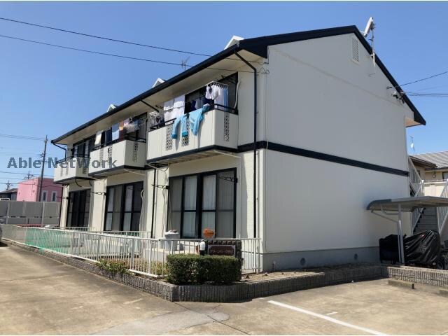 グリーンパーク井上の物件外観写真