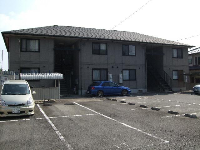 フロイデ山本の物件外観写真