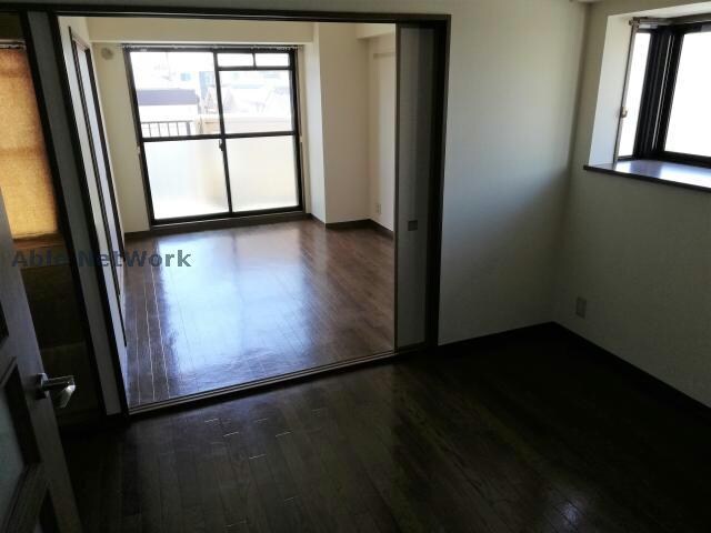 エレガントパレス守山の物件内観写真