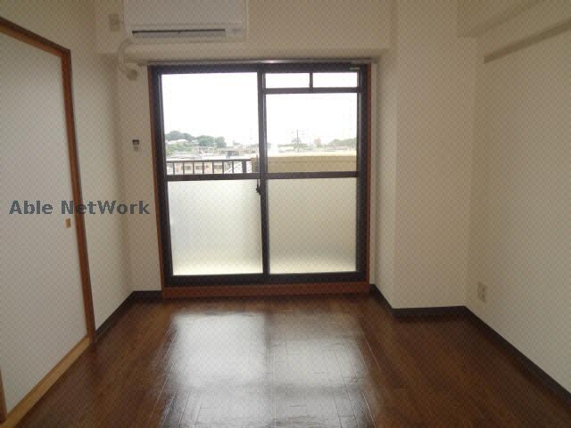 エレガントパレス守山の物件内観写真