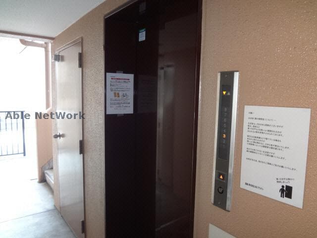 エレガントパレス守山の物件外観写真