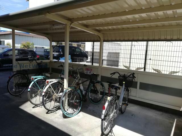 エレガントパレス守山の物件外観写真