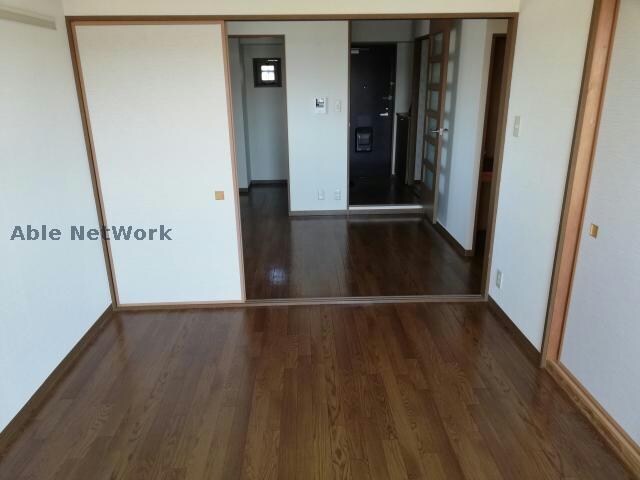 エレガントパレス守山の物件内観写真