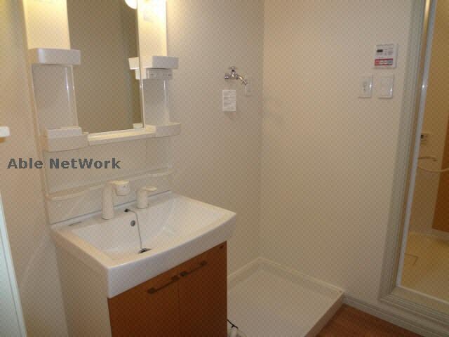 エレガンス新栄の物件内観写真