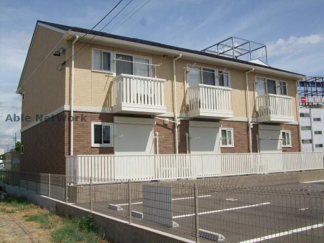 アムール（豊山町）の物件外観写真