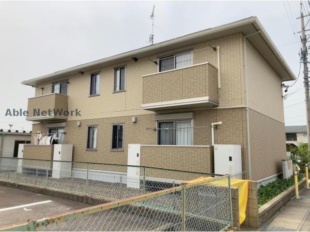 シェノアの物件外観写真