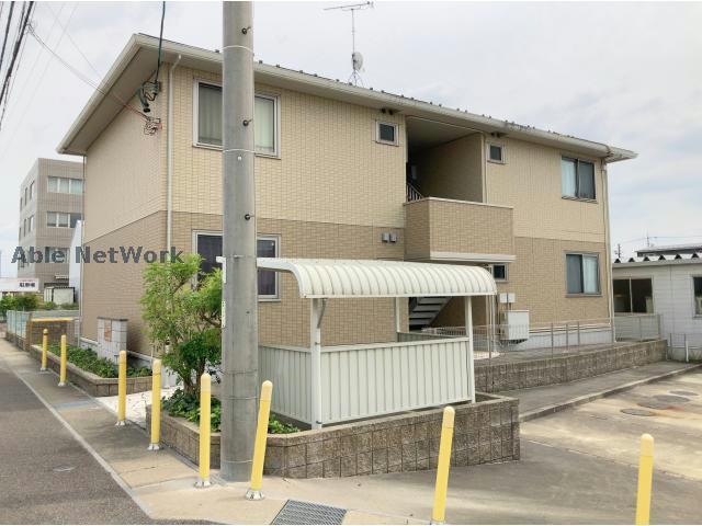 シェノアの物件外観写真