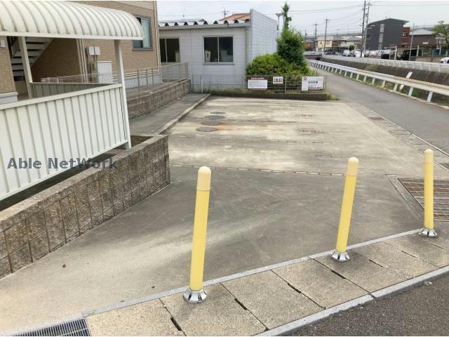 シェノアの物件外観写真