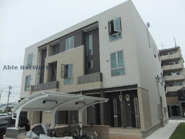 アリーヴィオⅢの物件外観写真