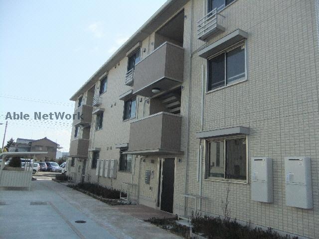 グランドゥール（下条町）の物件外観写真