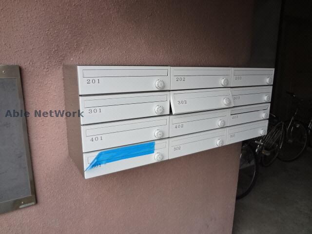 アベニュー諏訪の物件外観写真