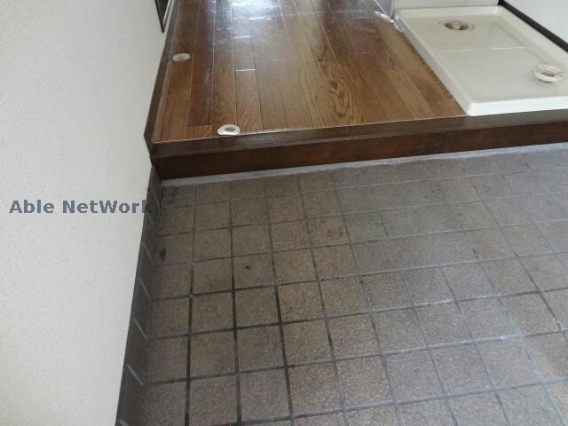 アベニュー諏訪の物件内観写真