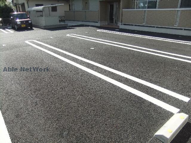 リヴァーレの物件外観写真