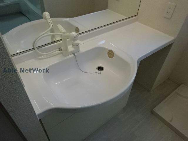 リヴァーレの物件内観写真