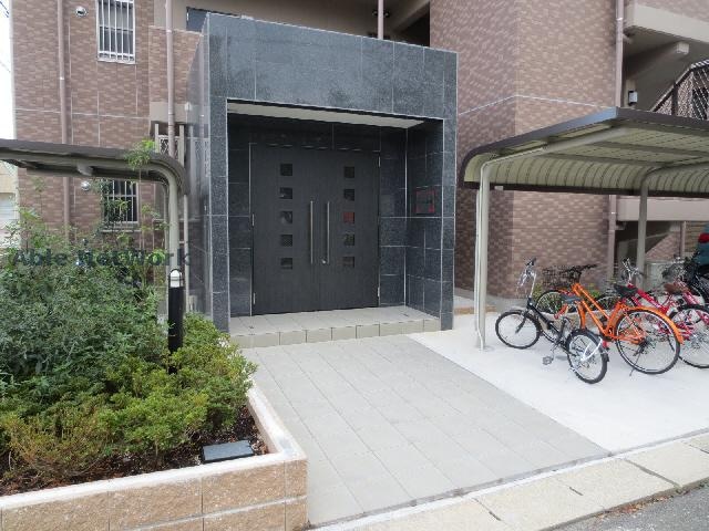 レジーナ鳥居松の物件外観写真