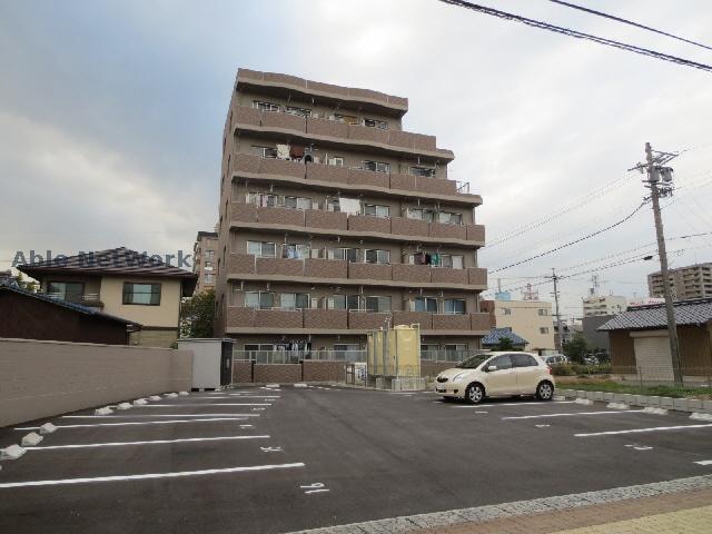 レジーナ鳥居松の物件外観写真