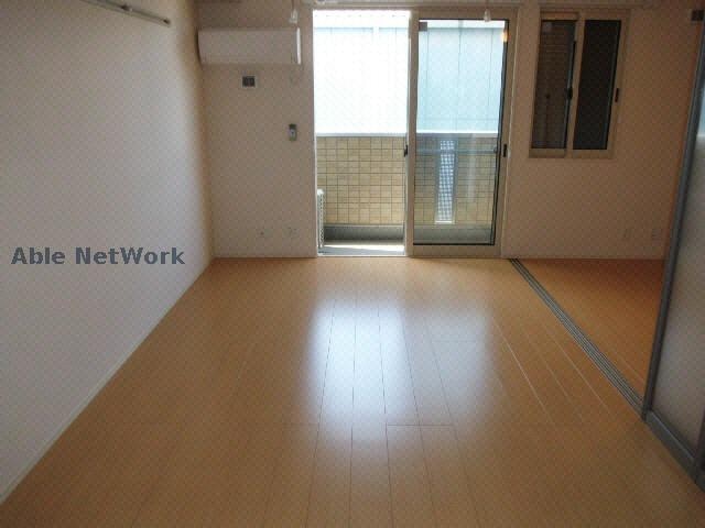 ウヴェルテュールの物件内観写真