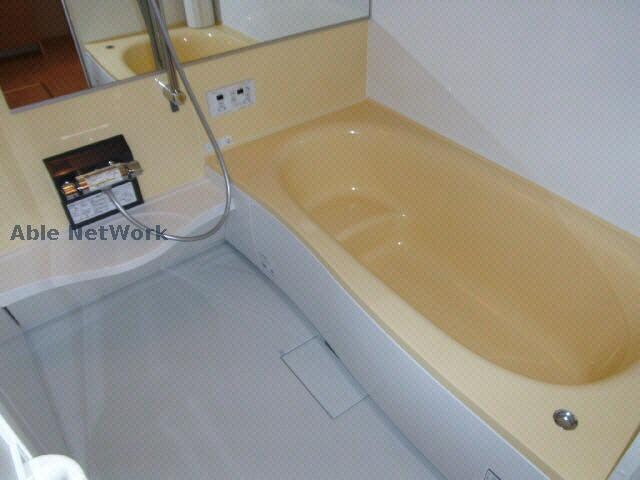 ウヴェルテュールの物件内観写真