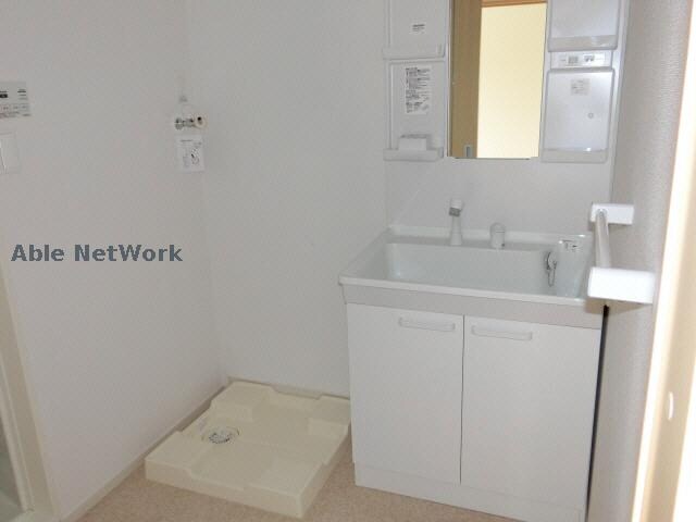 カーサ・スクーデリアⅡの物件内観写真