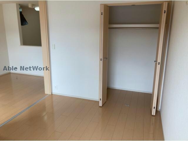 カーサ・スクーデリアⅡの物件内観写真