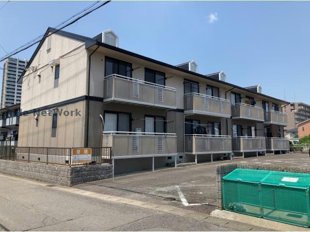 栄林ハイツの物件外観写真