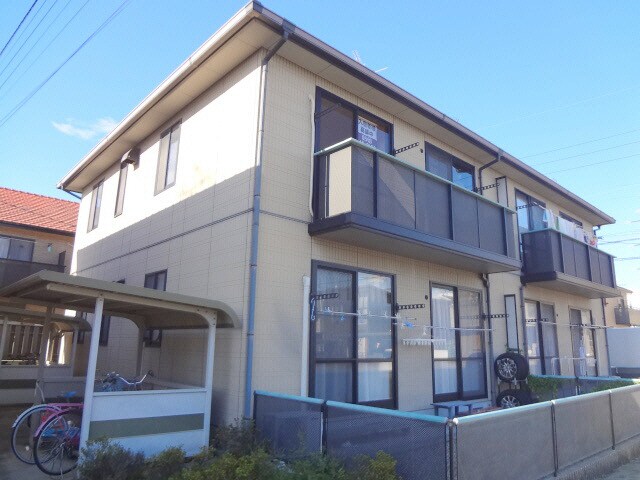 フローラ神領の物件外観写真