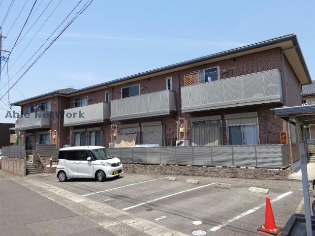 コサティの物件外観写真