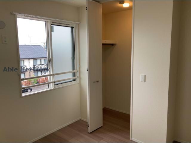 ルミエール（上条町）の物件内観写真