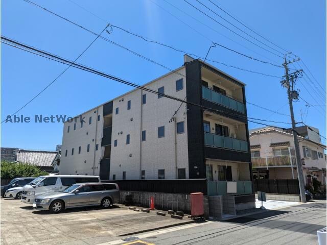 オプティマル勝川の物件外観写真