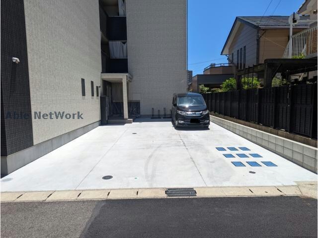 オプティマル勝川の物件外観写真