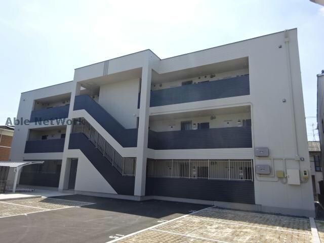 ウエストウイング6の物件外観写真