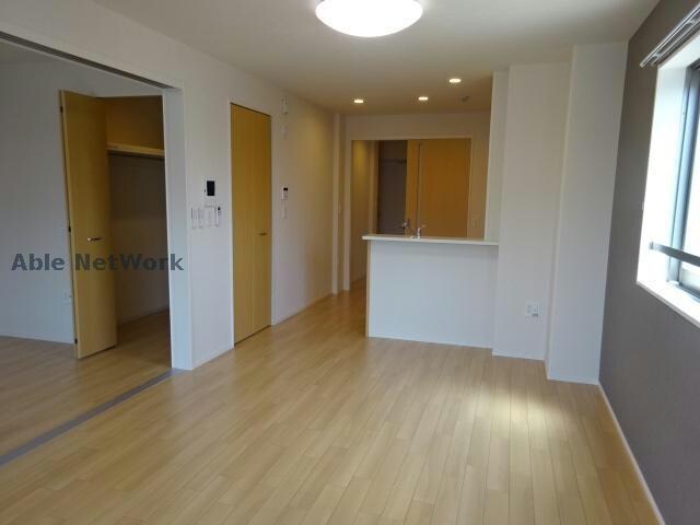 ウエストウイング6の物件内観写真
