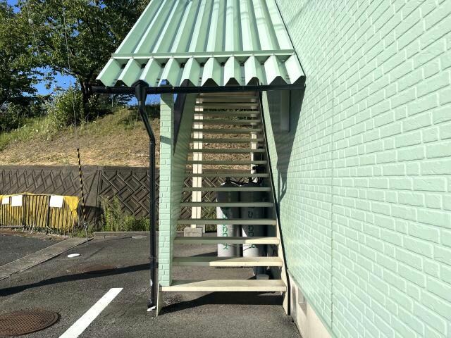 郡山駅 バス20分  行人田下車：停歩3分 2階の物件外観写真