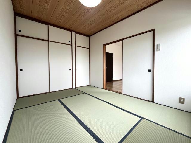 郡山駅 バス20分  行人田下車：停歩3分 2階の物件内観写真