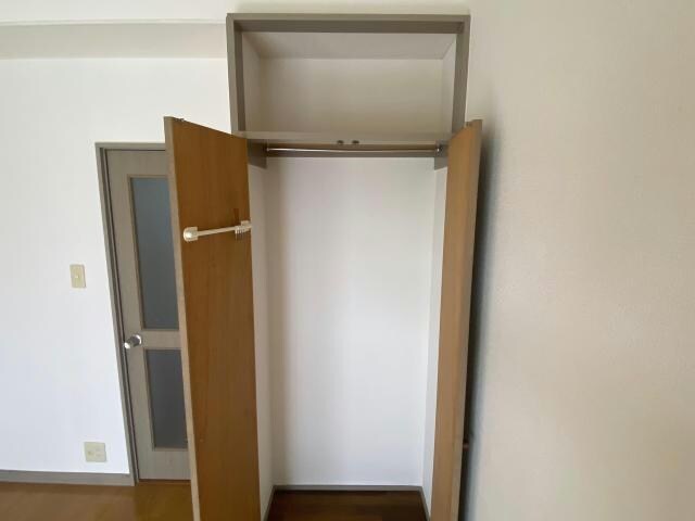 郡山駅 バス15分  鶴見坦交差点下車：停歩1分 1階の物件内観写真