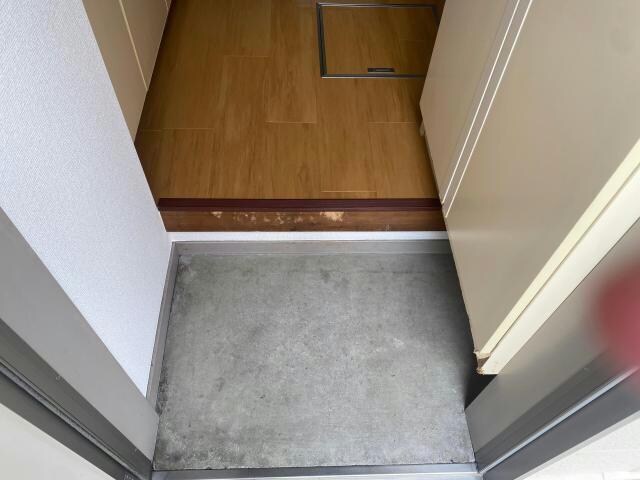 郡山駅 バス15分  鶴見坦交差点下車：停歩1分 1階の物件内観写真