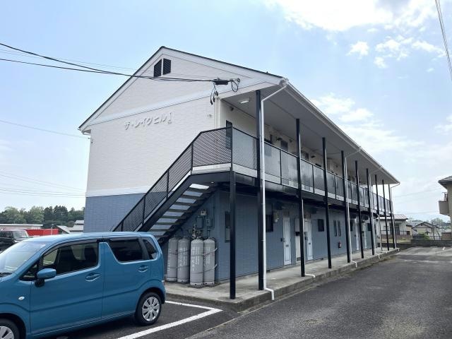 郡山駅 バス14分  菜根1丁目下車：停歩9分 1階の物件外観写真