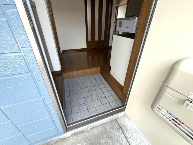 郡山駅 バス14分  菜根1丁目下車：停歩9分 1階の物件内観写真