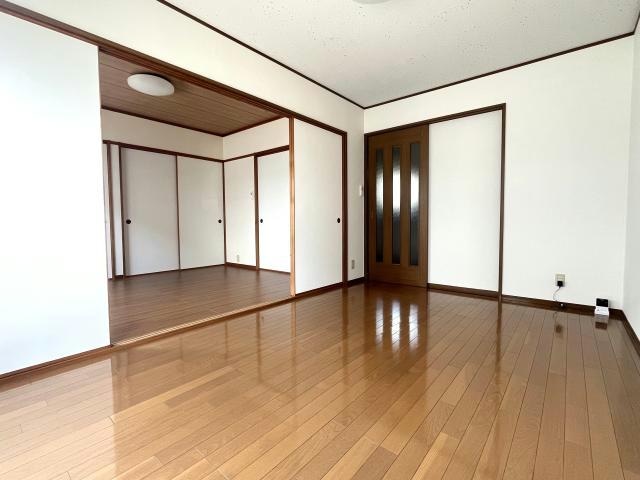 郡山駅 バス14分  菜根1丁目下車：停歩9分 1階の物件内観写真