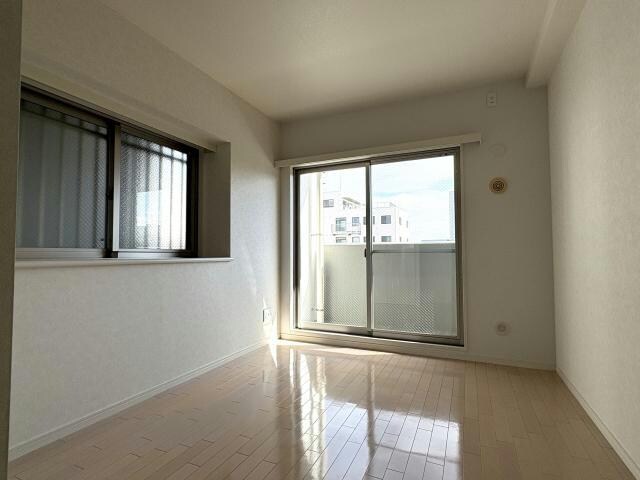 グリーン・ウッド郡山の物件内観写真