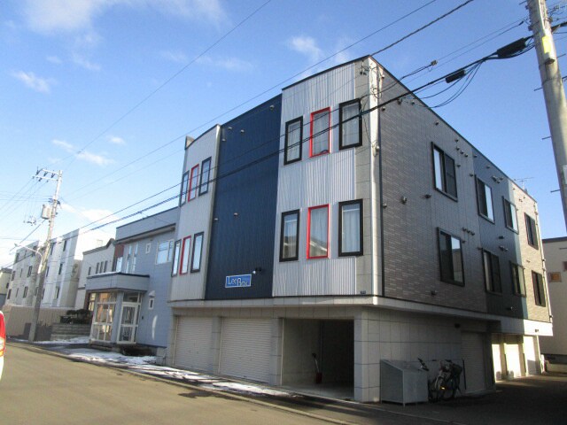 LEE BOX（リーボックス）の物件外観写真