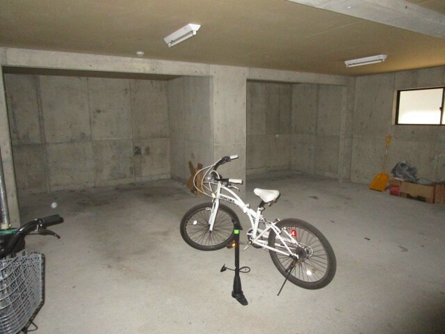 グローリアスＭの物件内観写真