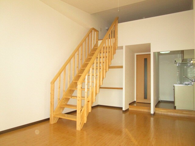 フラッグシティの物件内観写真